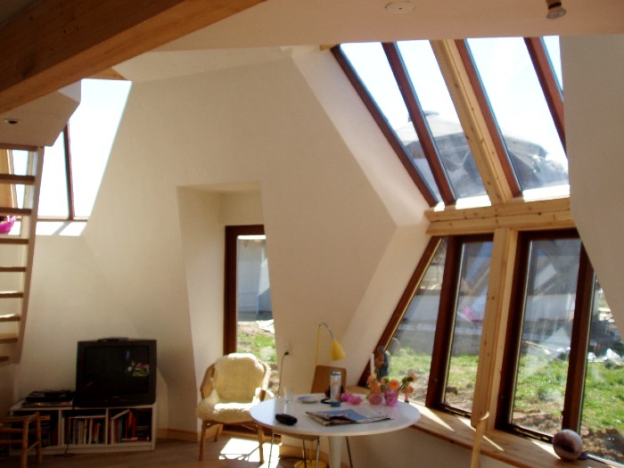 Dome-house-family-56m2-interior