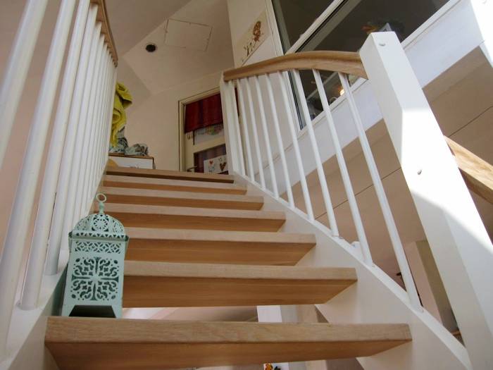 Dome-house-family-interior-56m2-4